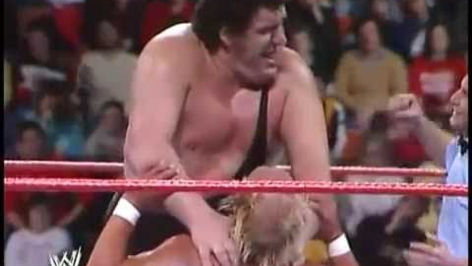 Hulk hogan vs discount andre the giant 1988