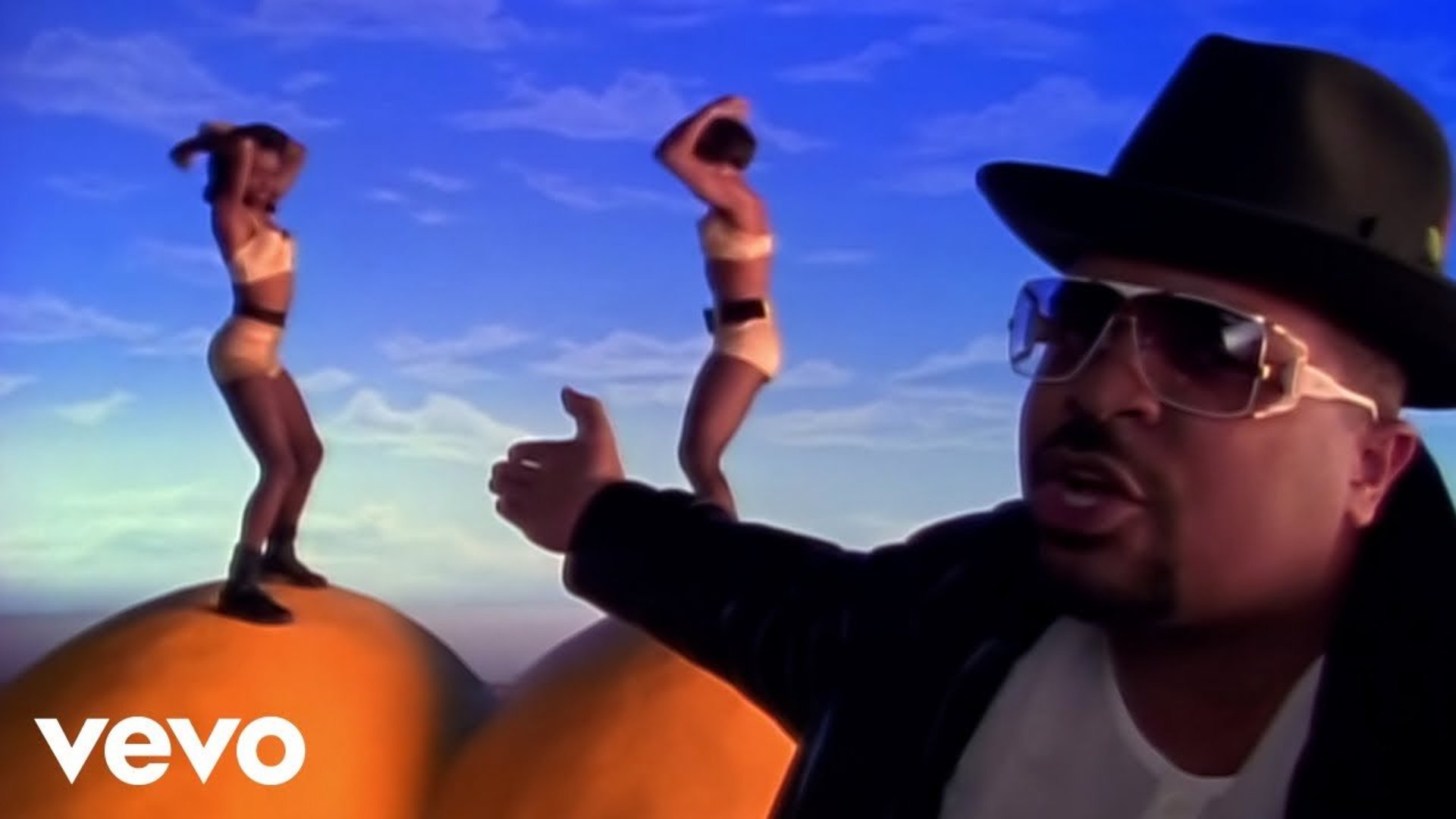 Sir Mix-A-Lot - Baby Got Back (Official Music Video)