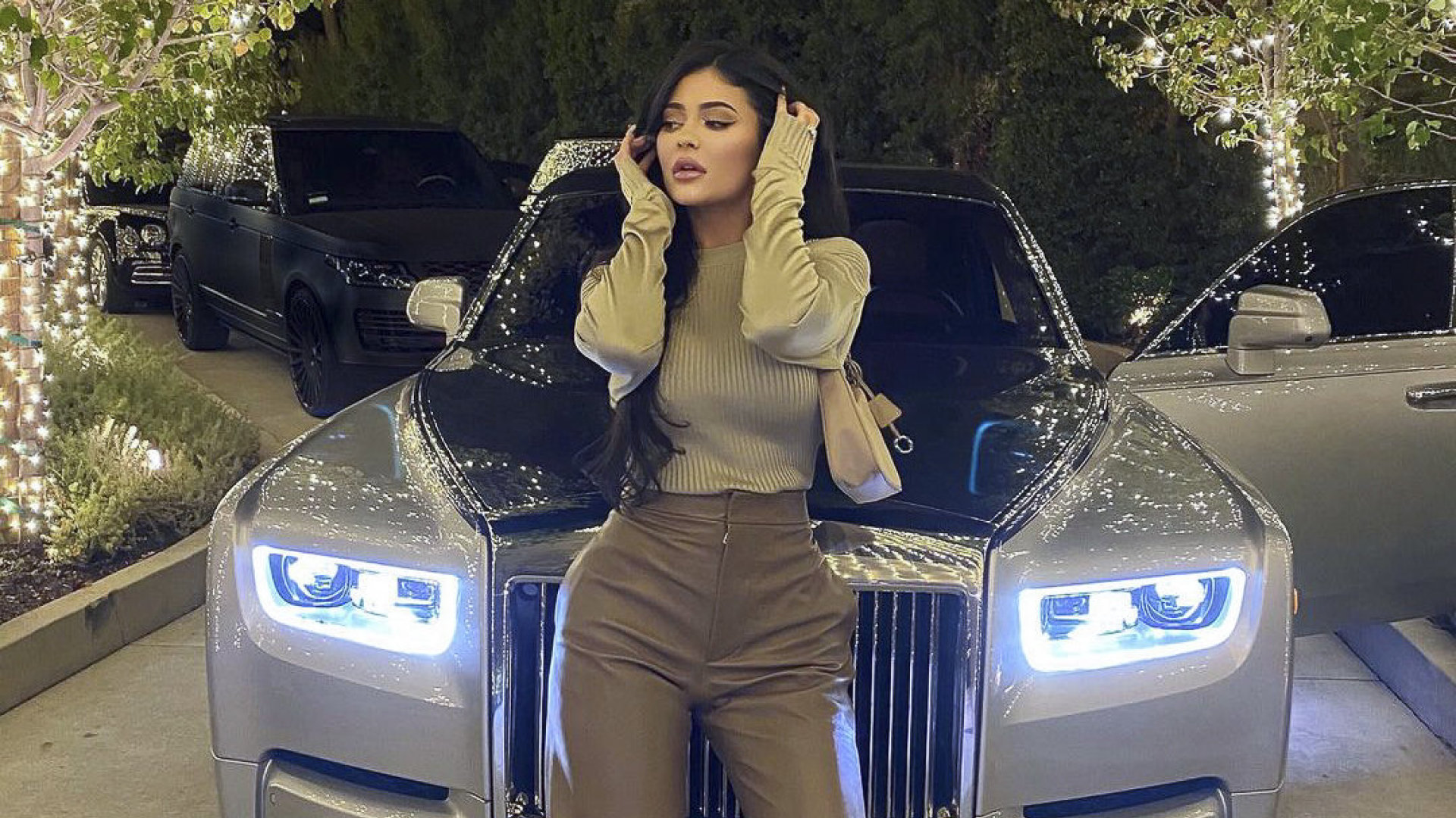 Pasidalyti nuotrauka su naujuoju pirkiniu instagrame nepraleido progos Kylie Jenner / Vida Press nuotrauka