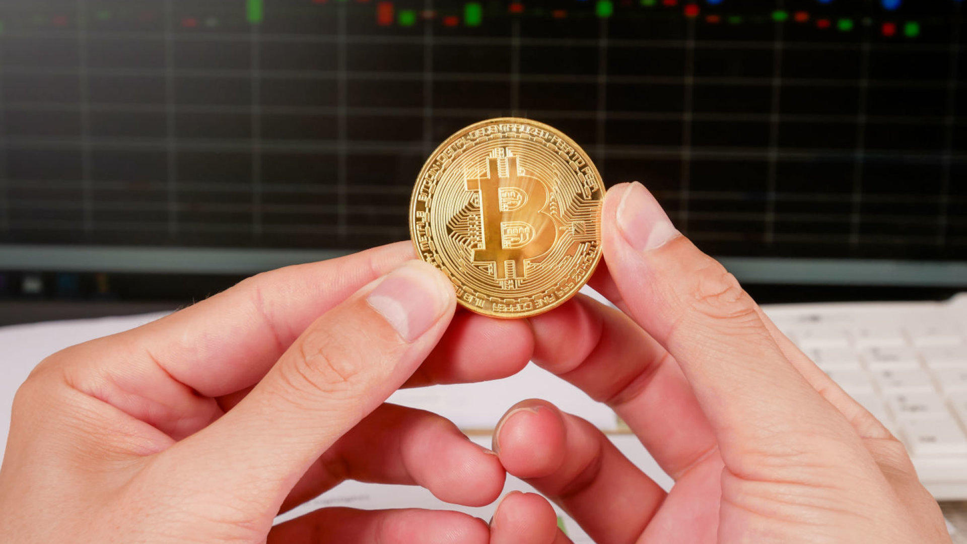 Bitcoin – valiutos koncepcija, prasilenkianti su tradicijomis