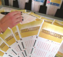 7 mln. 643 tūkst. eurų arba daugiau kaip 26 mln. litų – didžiausias kada nors Lietuvoje laimėtas loterijos prizas.
