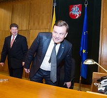 Išrinktas Seimo pirmininkas Vydas Gedvilas savo kabinete