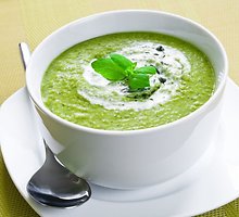 Veganiška kreminė brokolių sriuba