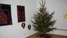 Blizgūs kalėdiniai niekučiai užgožė tikrąją žiemos &scaron;venčių prasmę
