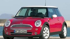 Pirmasis MINI modelis &ndash; &bdquo;MINI Cooper&ldquo;