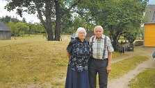 Genovaitė ir Algirdas Vy&scaron;niauskai birželio pradžioje at&scaron;ventė deimantines vestuves
