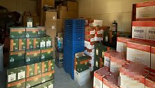 Kratų metu Kaune ir Jonavoje aptiktas didelis kiekis nelegalaus tabako ir alkoholio