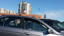 Kalbėjimas telefonu prie vairo