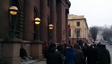 Prie Lietuvos banko Kaune žmonių eilės