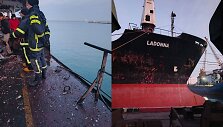 Rusija smogė dviem laivams Juodojoje jūroje