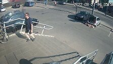 Kauno policija ai&scaron;kinasi, kas įvažiavo į kitą automobilį ir dingo