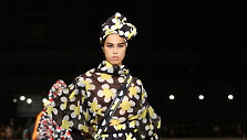 &bdquo;Marc Jacobs&ldquo; 2018 m. pavasario ir vasaros kolekcijos modelis