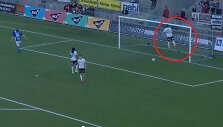 Islandijos futbolininko smūgis galva į virpstą