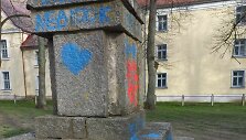 Dažais i&scaron;terliotas paminklas Rusnėje