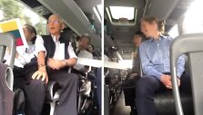 Japonų choras gieda Lietuvos himną