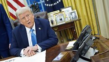 D. Trumpas / Yuri Gripas - Pool via CNP / picture alliance / Consolidated News Photos