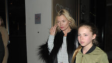 Supermodelis Kate Moss su dukra Lila Grace