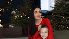 Karina Krysko su sūnumi Majumi