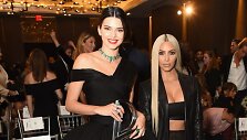 Kim Kardashian ir Kendall Jenner