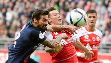 Ezequielio Lavezzi grumtynės su &bdquo;Reims&ldquo; gynėju