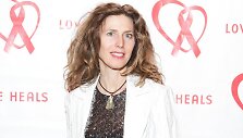 Sophie B. Hawkins