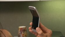 Internete plinta pa&scaron;aipos dėl i&scaron;silenkiančių &bdquo;iPhone&ldquo;