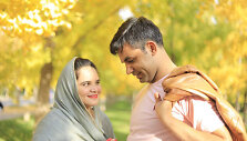 Muhammad Ayaz su žmona Bibi Ayesha