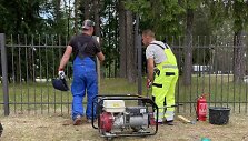 Gulbinų kvartalo tvoroje įrengiami nauji varteliai