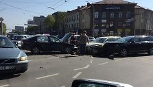 Avarija &bdquo;aklųjų ir silpnaregių sankryžoje&ldquo; Kaune