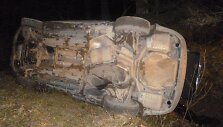 Apvirtęs kontrabandininkų automobilis &bdquo;Audi A4&ldquo;
