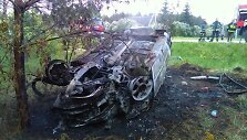 Kai&scaron;iadorių rajone vertėsi ir užsidegė girto vyro vairuojamas &bdquo;Renault&ldquo;