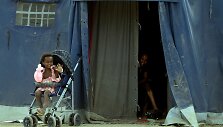 Migrantų vaikai su &scaron;ypsena