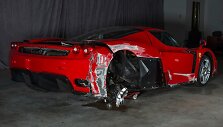 Sudaužytas &bdquo;Ferrari Enzo&ldquo;