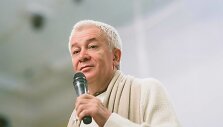 Aleksandras Chakimovas.