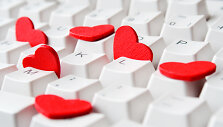 Flirtas internetu