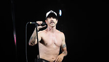 &bdquo;Red Hot Chili Peppers&ldquo; koncerto akimirka
