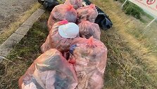 Talkininkai Smeltės botaniniame draustinyje pririnko 8 mai&scaron;us atliekų.