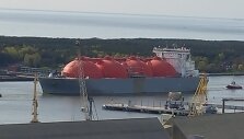 Greta laivo &bdquo;Independence&ldquo; prisi&scaron;vartavo dujovežis &bdquo;Arctic Voyager&ldquo;