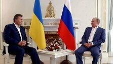 Rusijos prezidentas Vladimiras Putinas su Ukrainos prezidentu Viktoru Janukovičiumi.