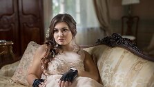 Modelis Agnie&scaron;ka Toločko (Vilnius). Auglys stuburo kanale