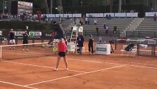 Gaelis Monfilsas per&scaron;oko per Dariją Gavrilovą