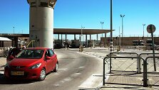 Izraelio valdžia stato nenutrūkstamą sieną tarp Vakarų Kranto ir Izraelio