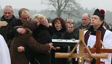 Justinos &Scaron;ik&scaron;niūtės laidotuvės Mažeikiuose