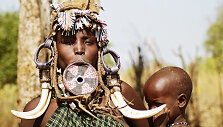 Mursi genties moteris