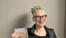 Julija Janus, bendradarbiaudama su leidykla &bdquo;Vaga&ldquo;, pristato unikalią užra&scaron;inių-knygų seriją &bdquo;Slapta meilė&ldquo;