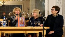 Janina Ri&scaron;kutė, Aloyza Luk&scaron;ienė, Aleksandra Aleksandravičiūtė