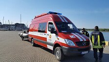 Gelbėtojai i&scaron; Kur&scaron;ių marių i&scaron;traukė negyvo žmogaus kūną