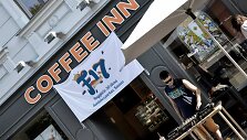 Kiekvieną trečiadienį iki pat festivalio &bdquo;F17 &ndash; Open Air&ldquo; pradžios kavinėje &bdquo;Coffee Inn&ldquo; vyks renginiai.