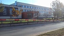 Po skambučio apie užminuotą gimnaziją i&scaron; pastato evakuota apie 400 mokinių ir 70 darbuotojų.
