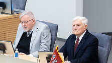 Vytautas Landsbergis, Valdas Adamkus
